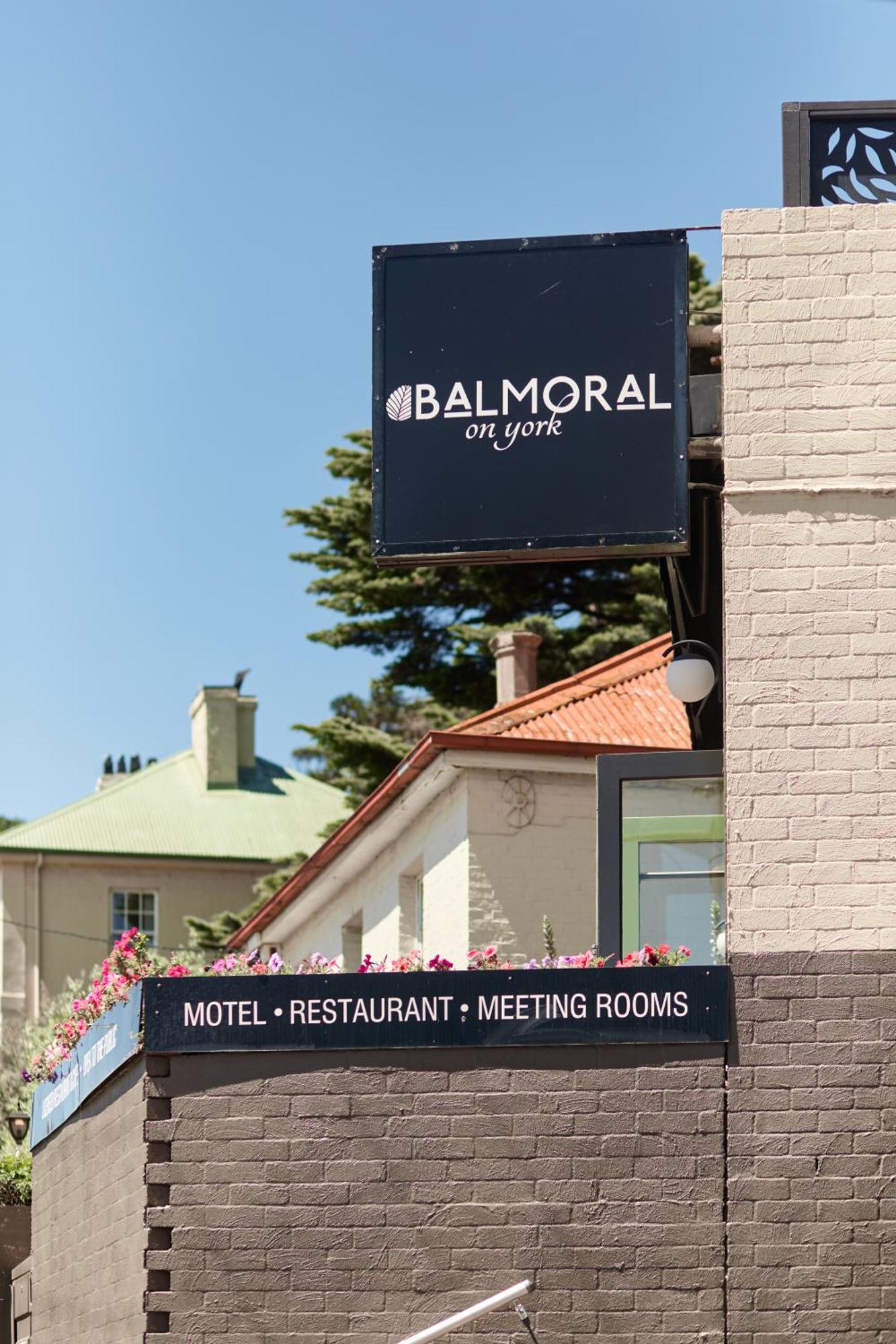 מלון לונסטון Balmoral On York מראה חיצוני תמונה