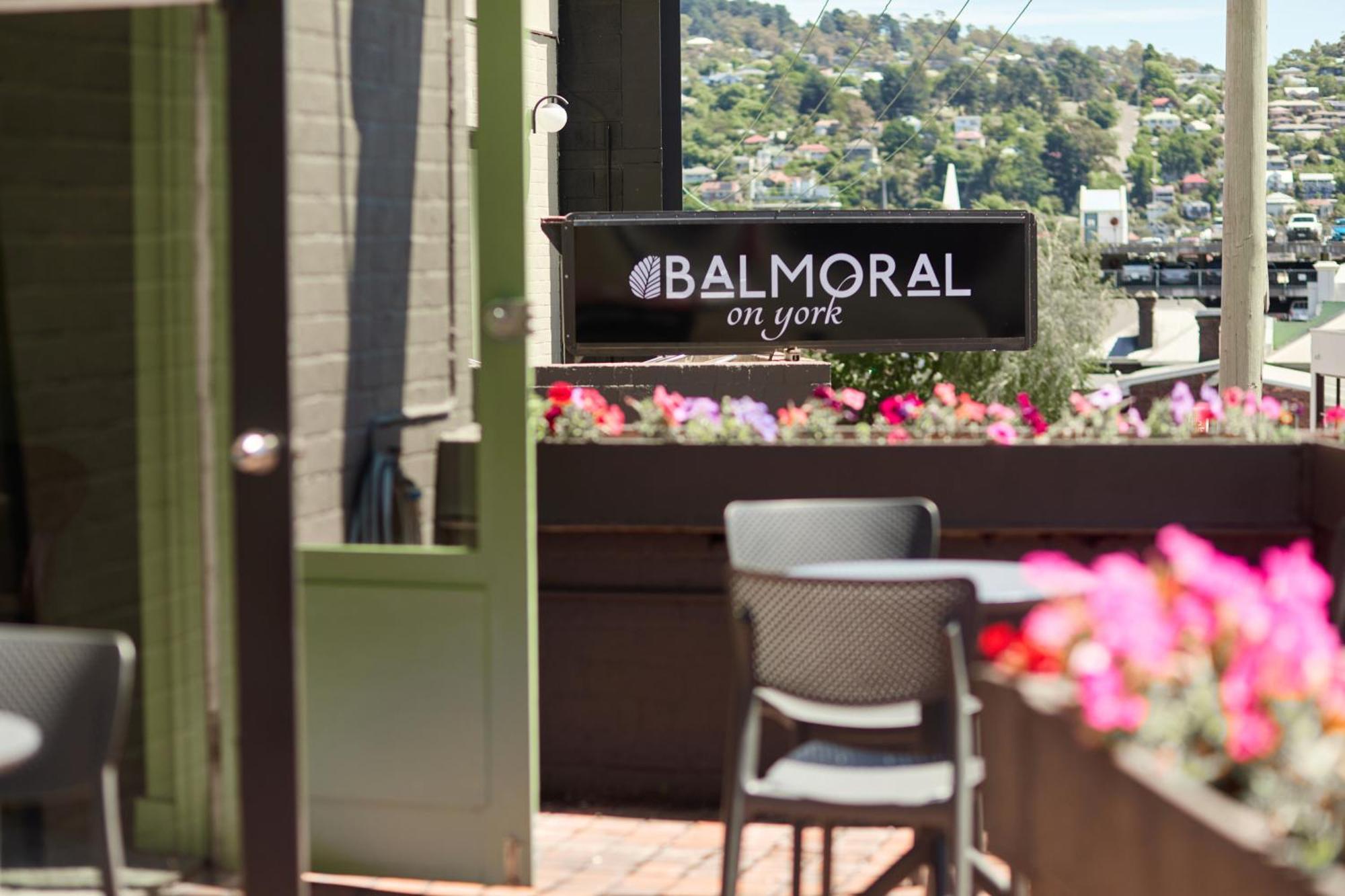 מלון לונסטון Balmoral On York מראה חיצוני תמונה