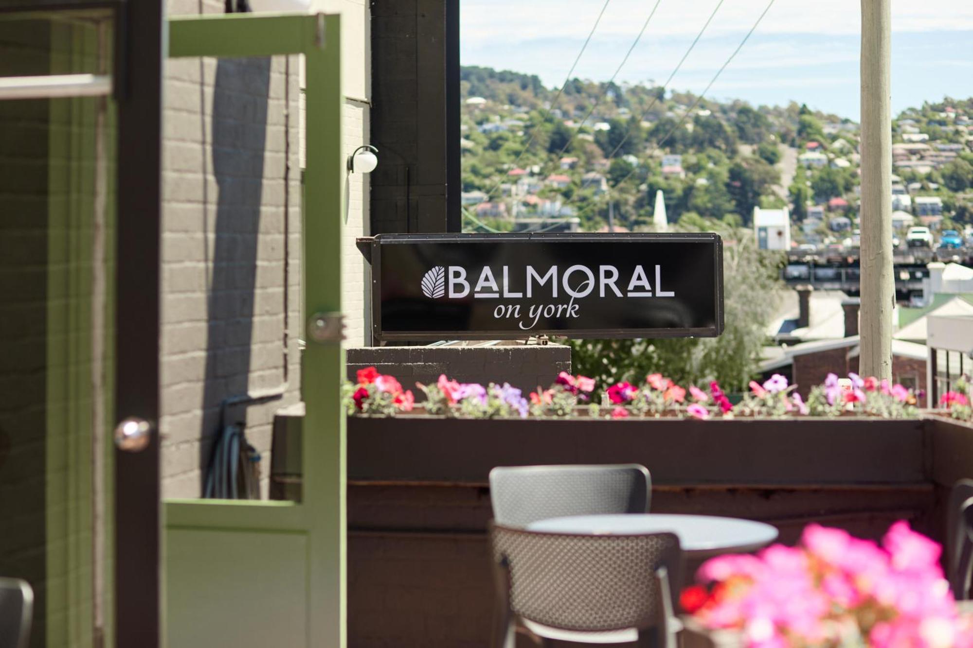 מלון לונסטון Balmoral On York מראה חיצוני תמונה